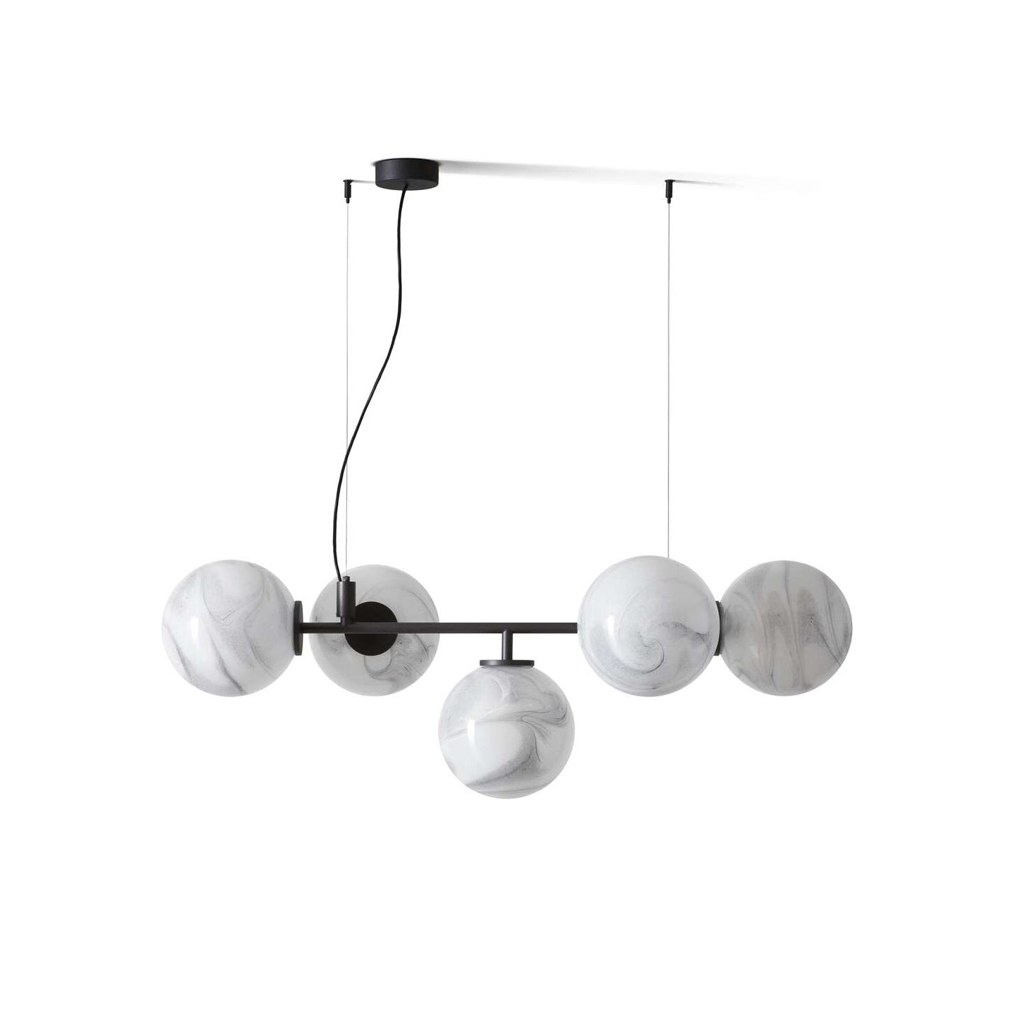 Rivuissa Chandelier