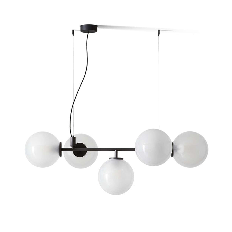 Rivuissa Chandelier