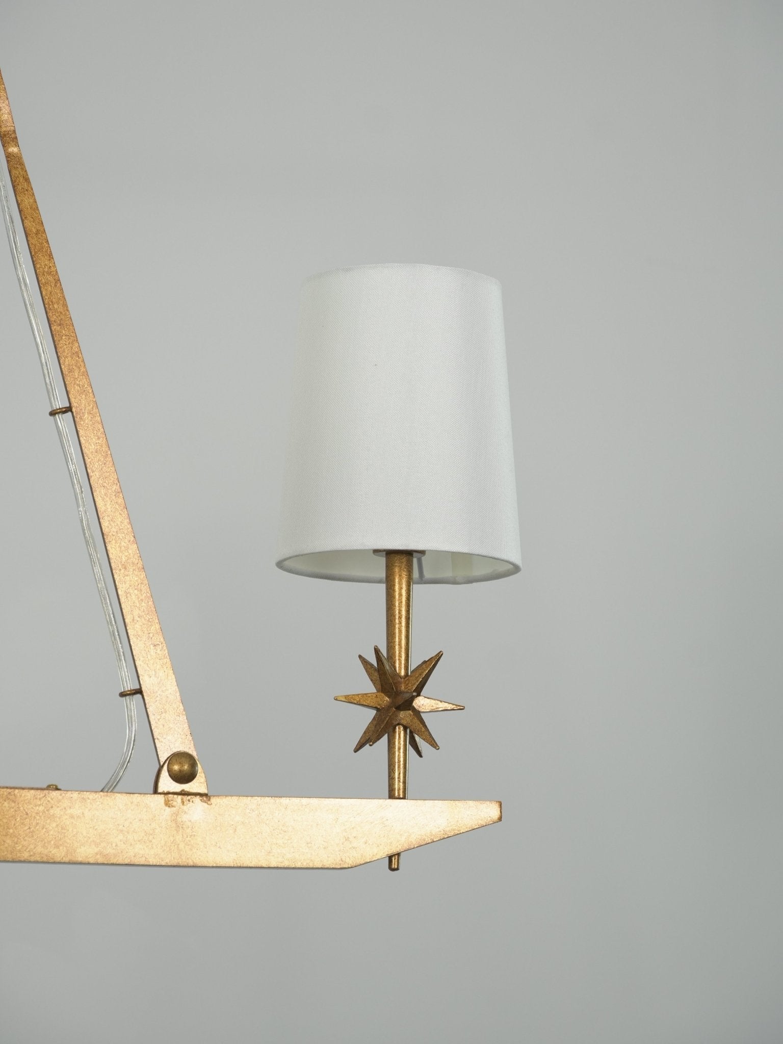 Lynve Brass Elegant Stellar Linear Chandelier