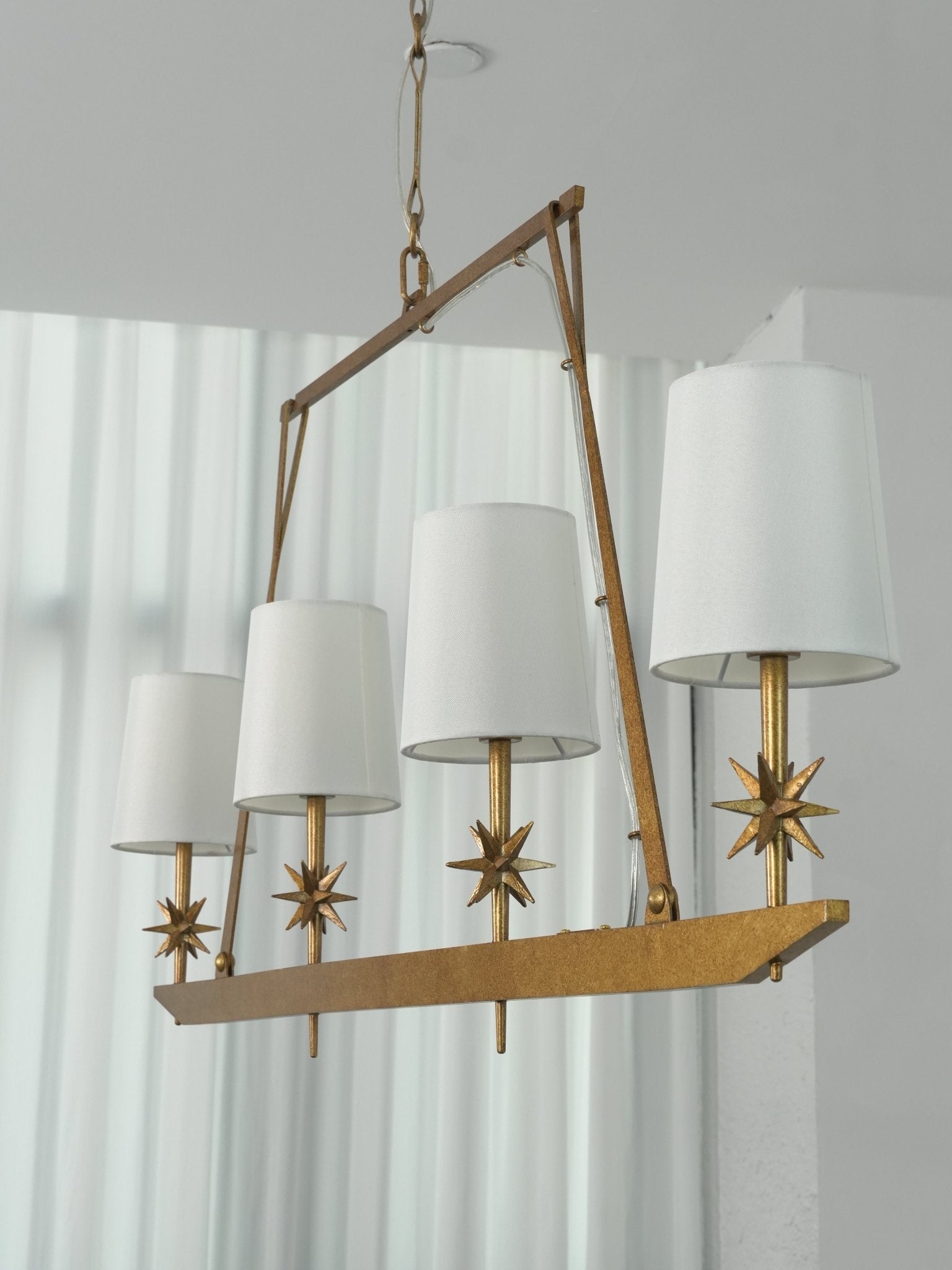 Lynve Brass Elegant Stellar Linear Chandelier
