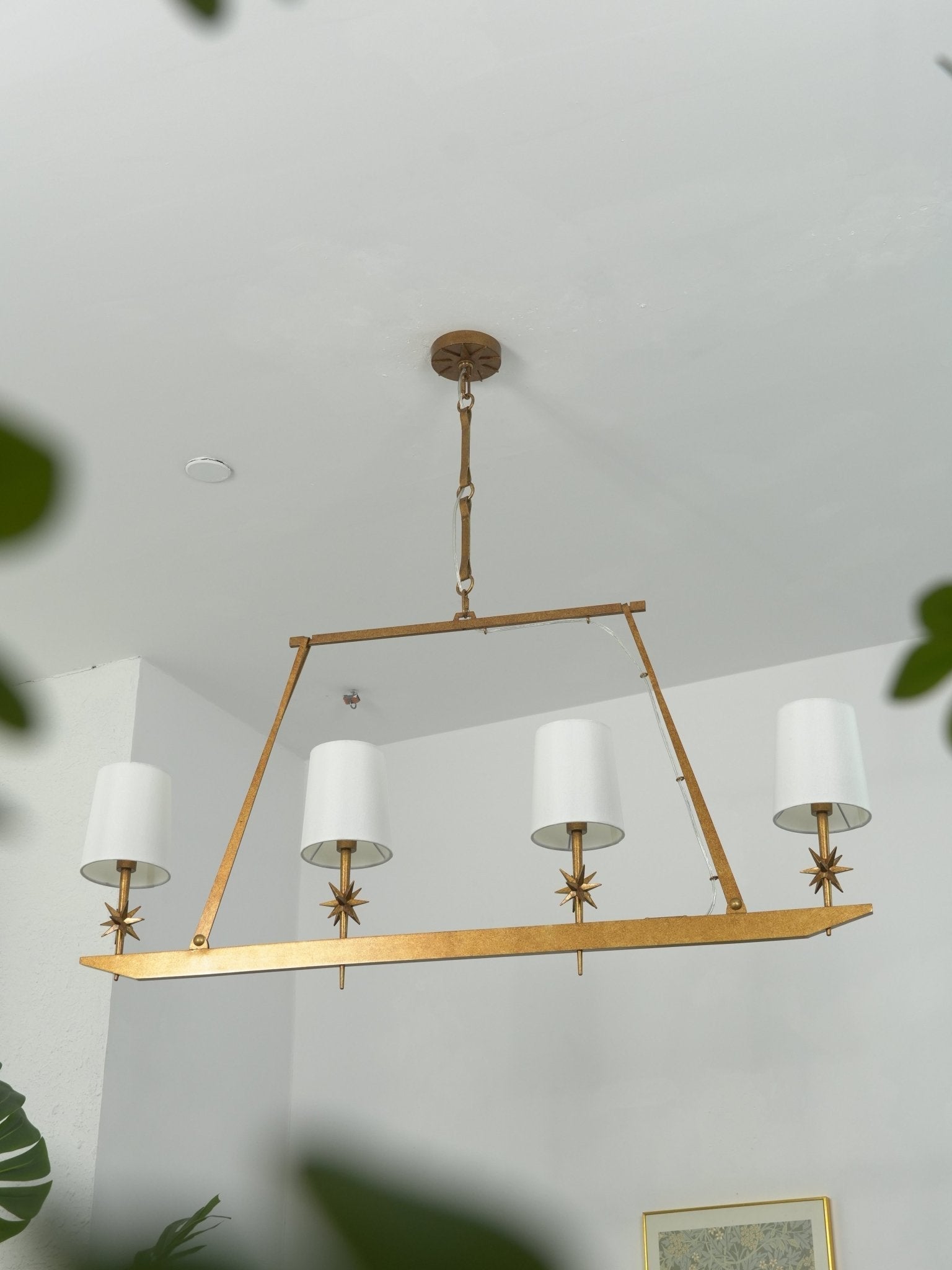 Lynve Brass Elegant Stellar Linear Chandelier