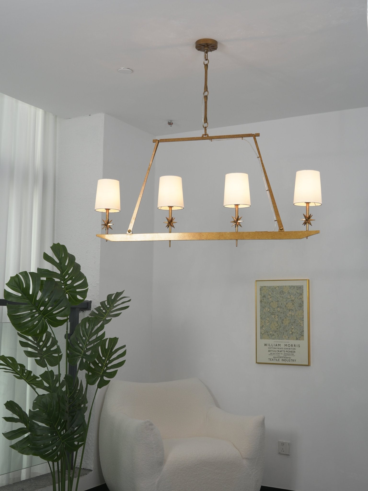 Lynve Brass Elegant Stellar Linear Chandelier