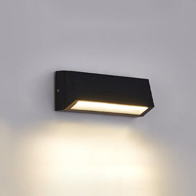 Veo Acrylic Minimalist Wall Lamp