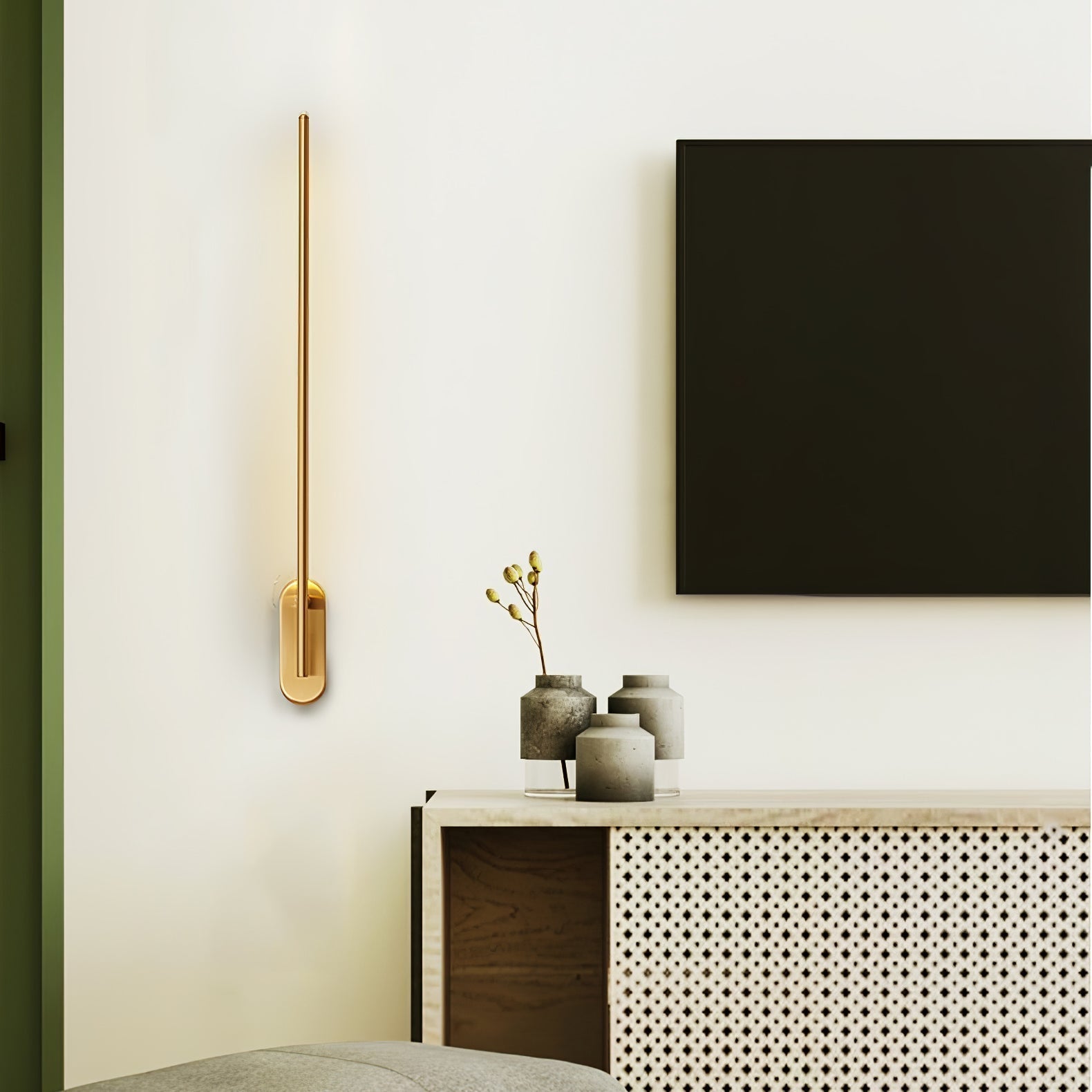 Marissa Stick Shaped Brass Sconce Wall lamp