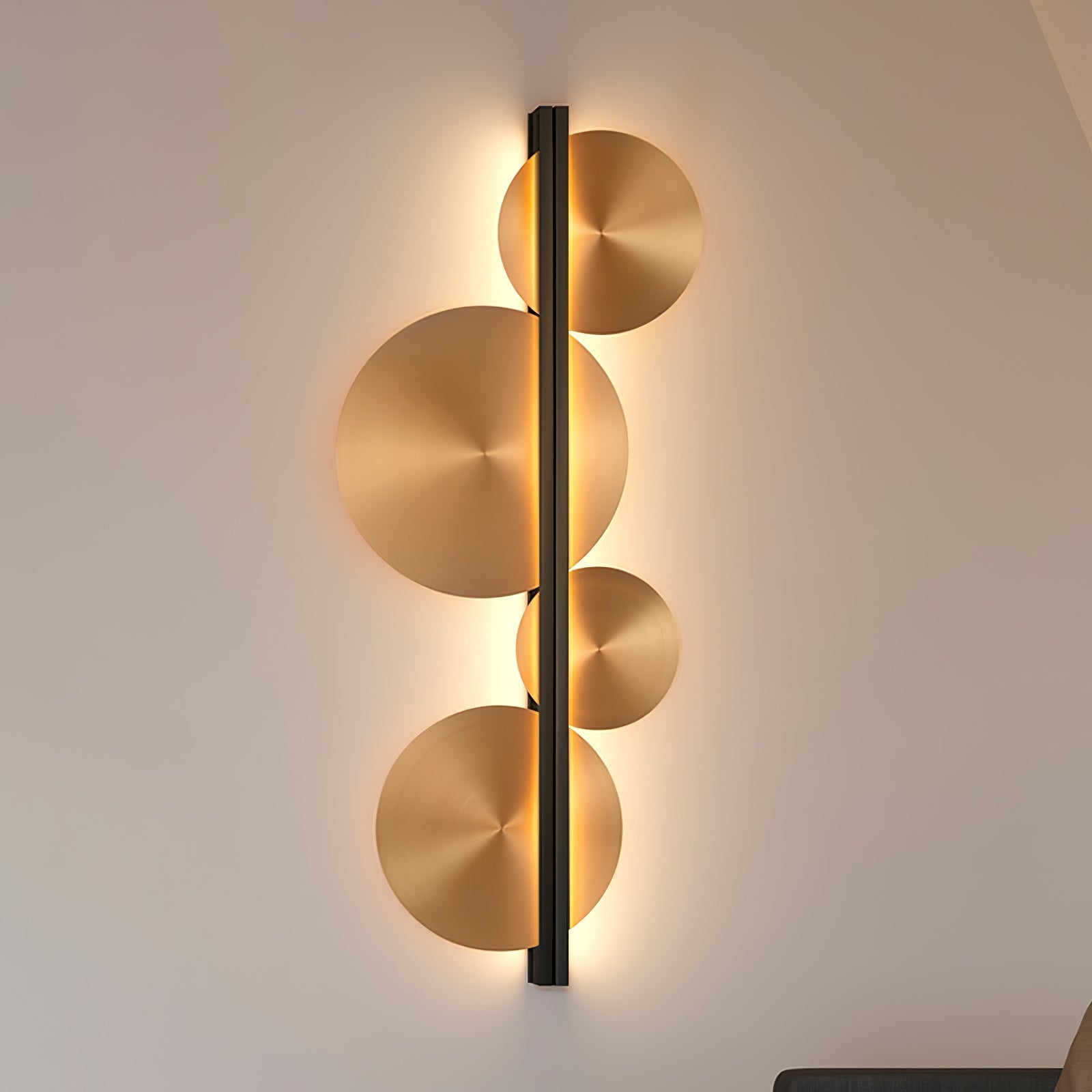 Oriivise Wall Lamp Gold Circular Sculptural