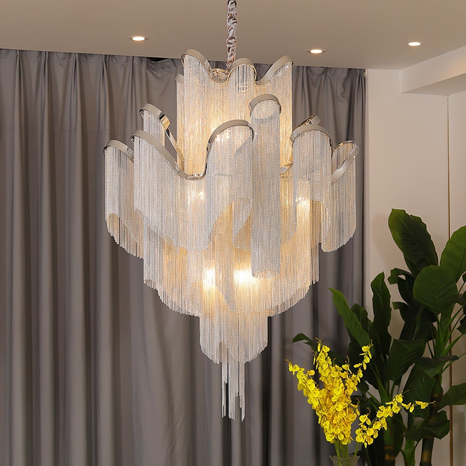 Noririne Stream Chain Chandelier