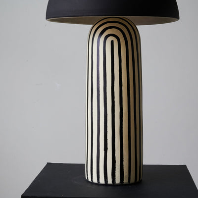 Moxyn Minimalist Ceramics Table Lamp