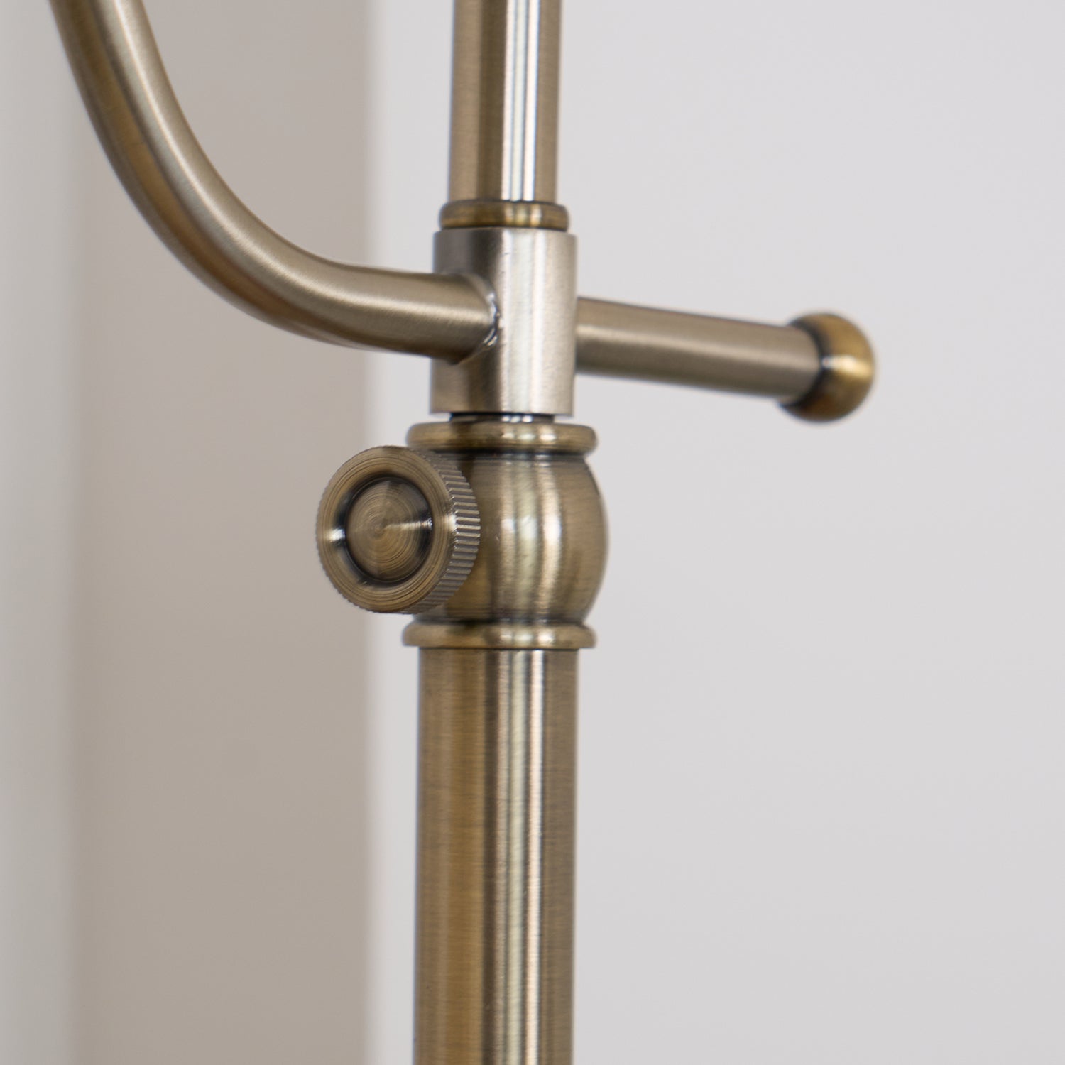 Avenuora Vintage Table Lamp