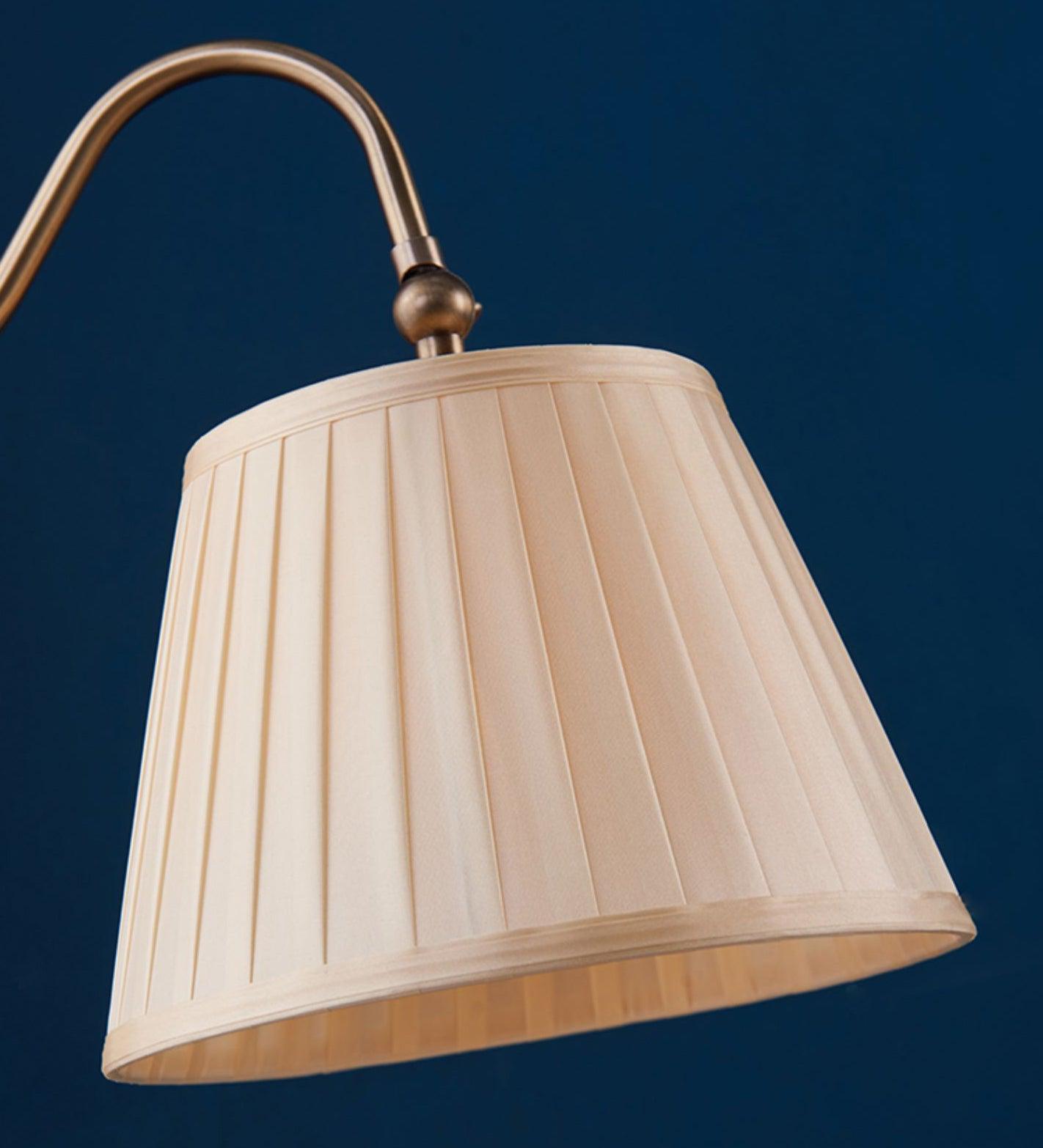 Avenuora Vintage Table Lamp