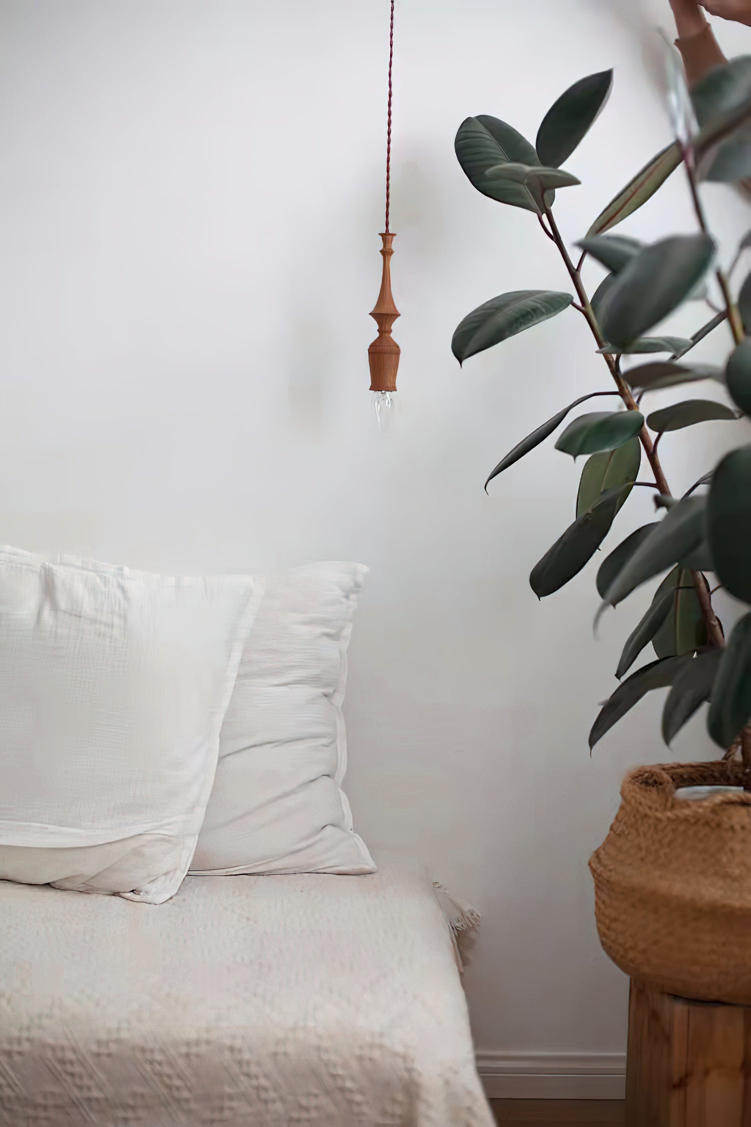 Teriinise Pendant Light