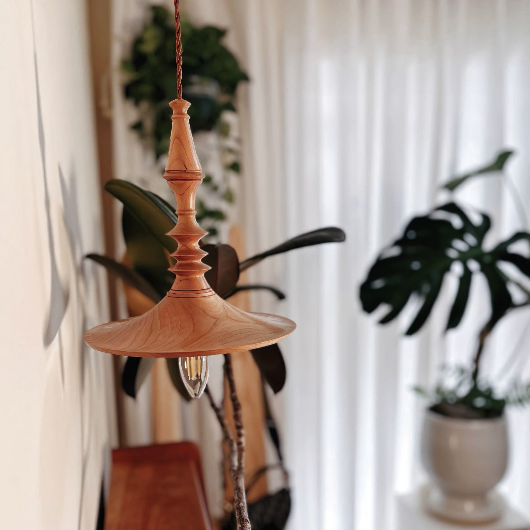 Teriinise Pendant Light
