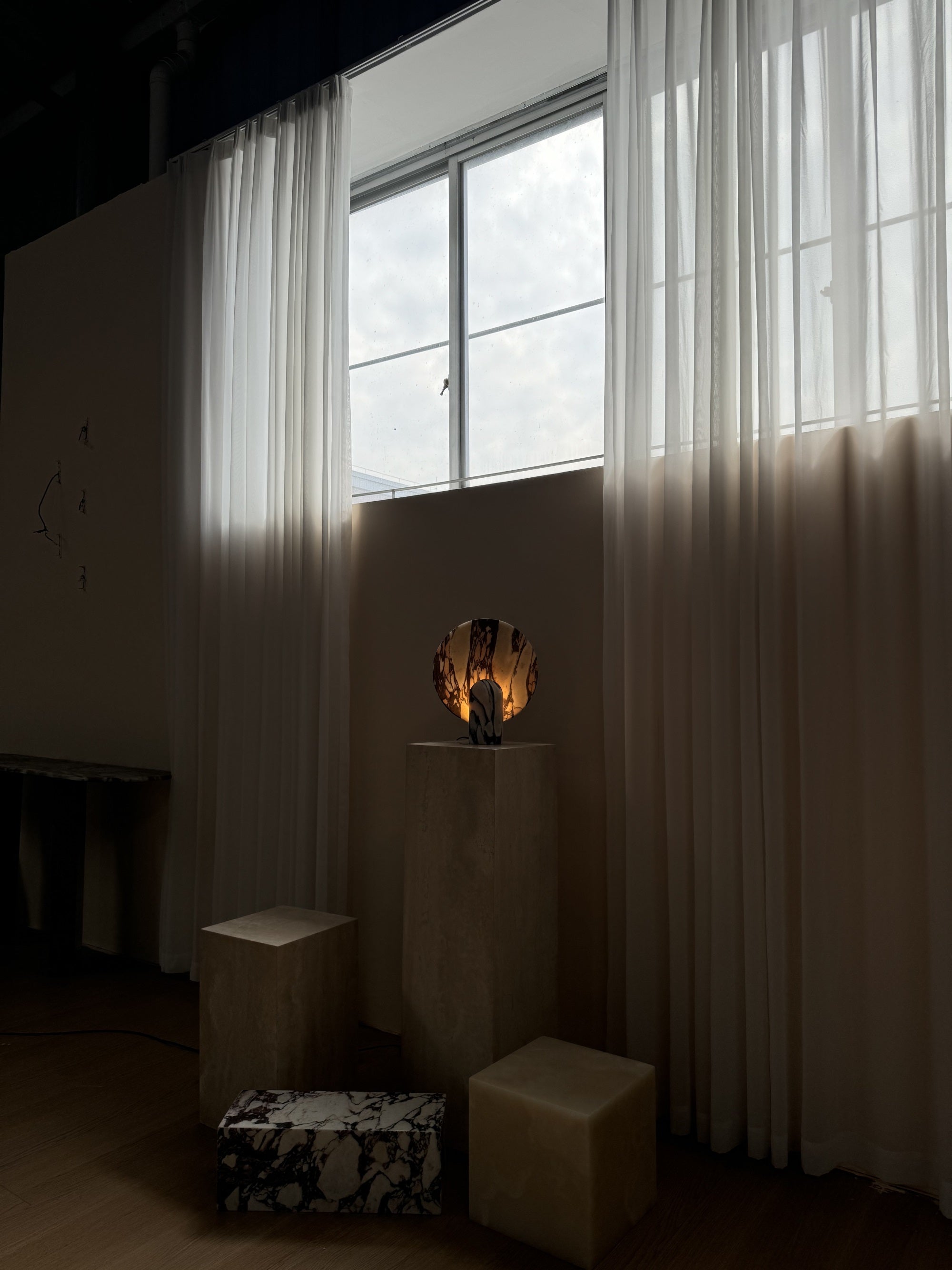 Calelora Table Lamp