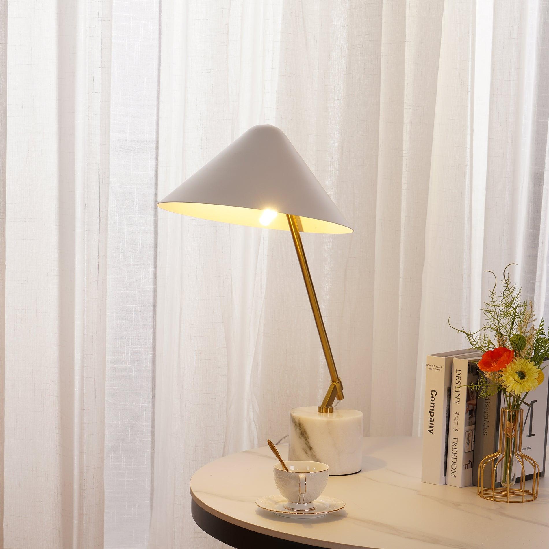 Yule Small Hat Table Lamp