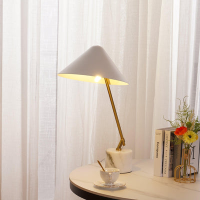 Yule Small Hat Table Lamp