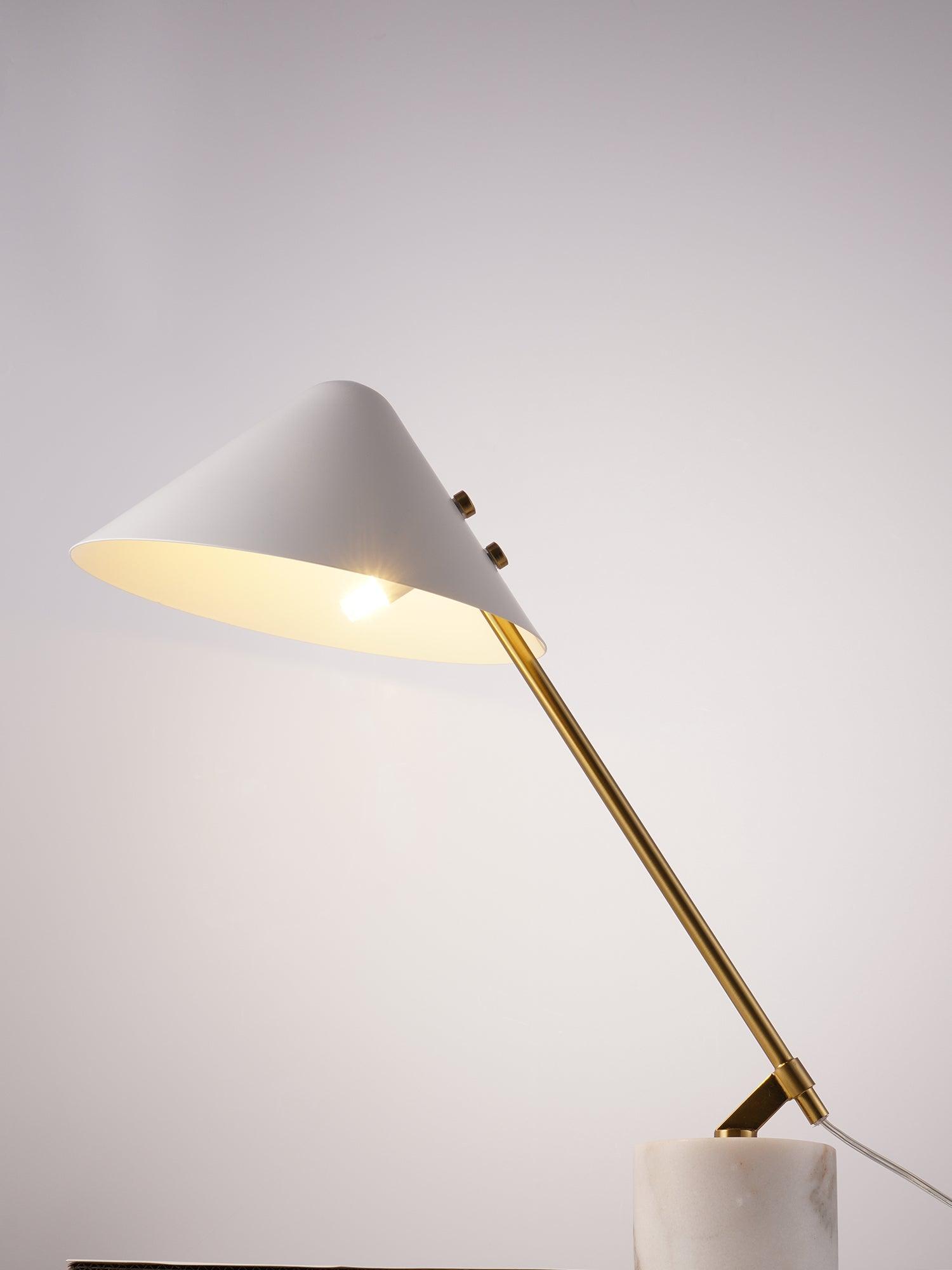 Yule Small Hat Table Lamp