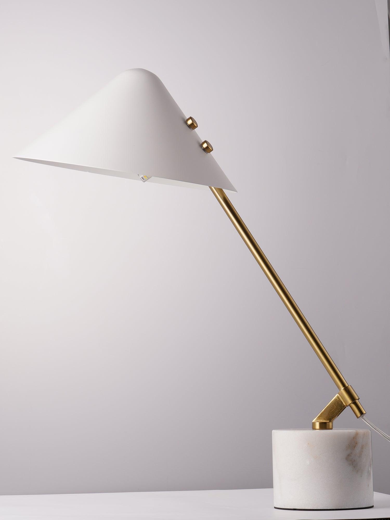 Yule Small Hat Table Lamp