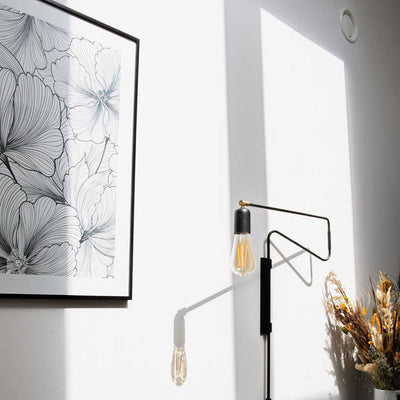 Viraeira Wall Lamp