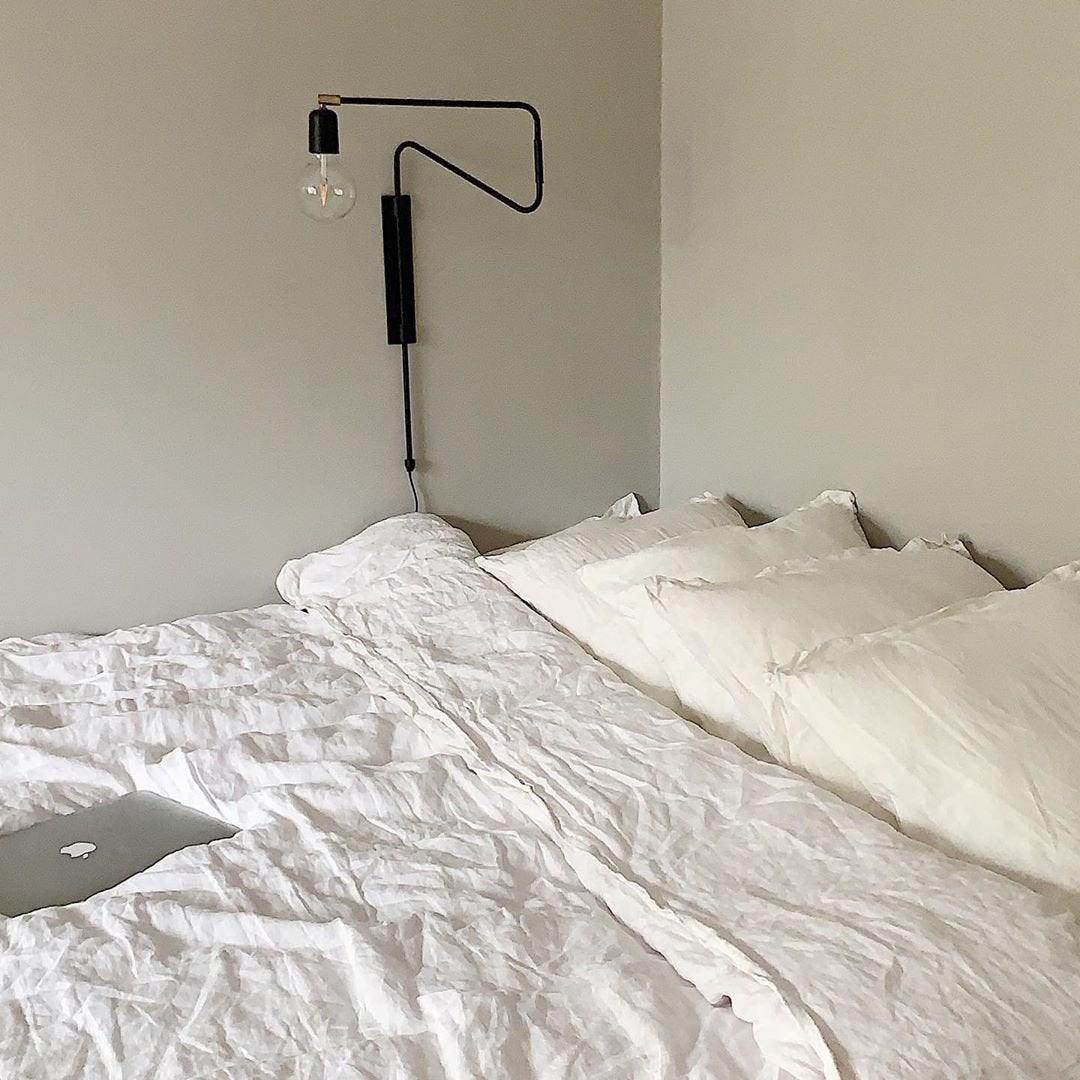 Viraeira Wall Lamp