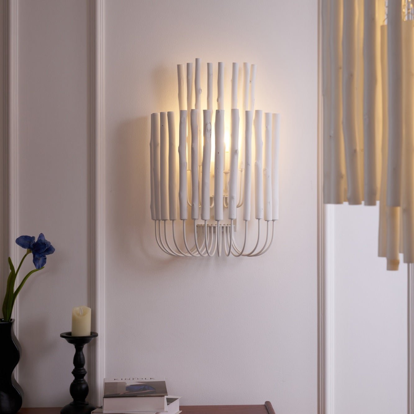 Vasilora Individual Creativity Art Wood Wall Lamp