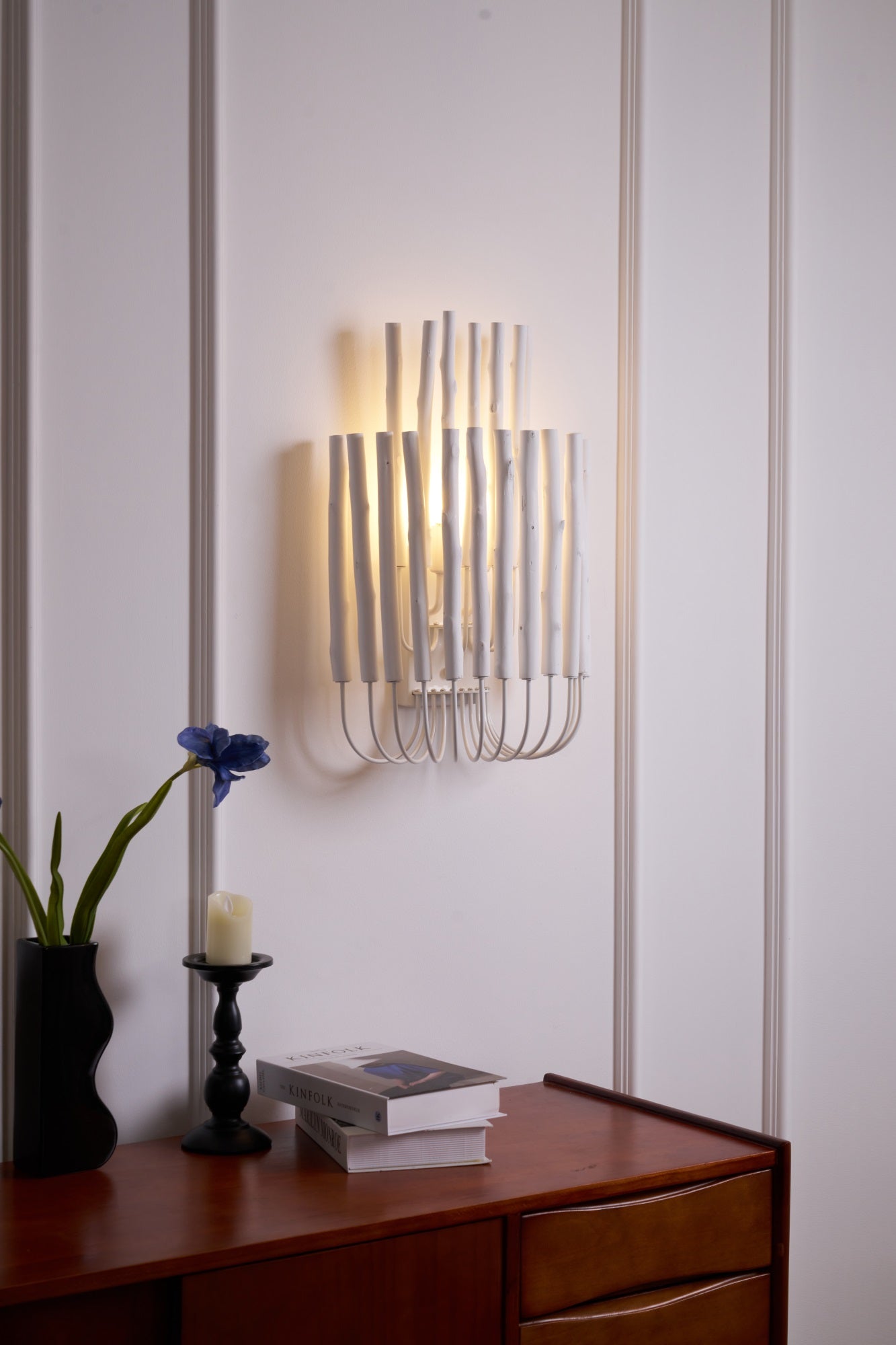 Vasilora Individual Creativity Art Wood Wall Lamp