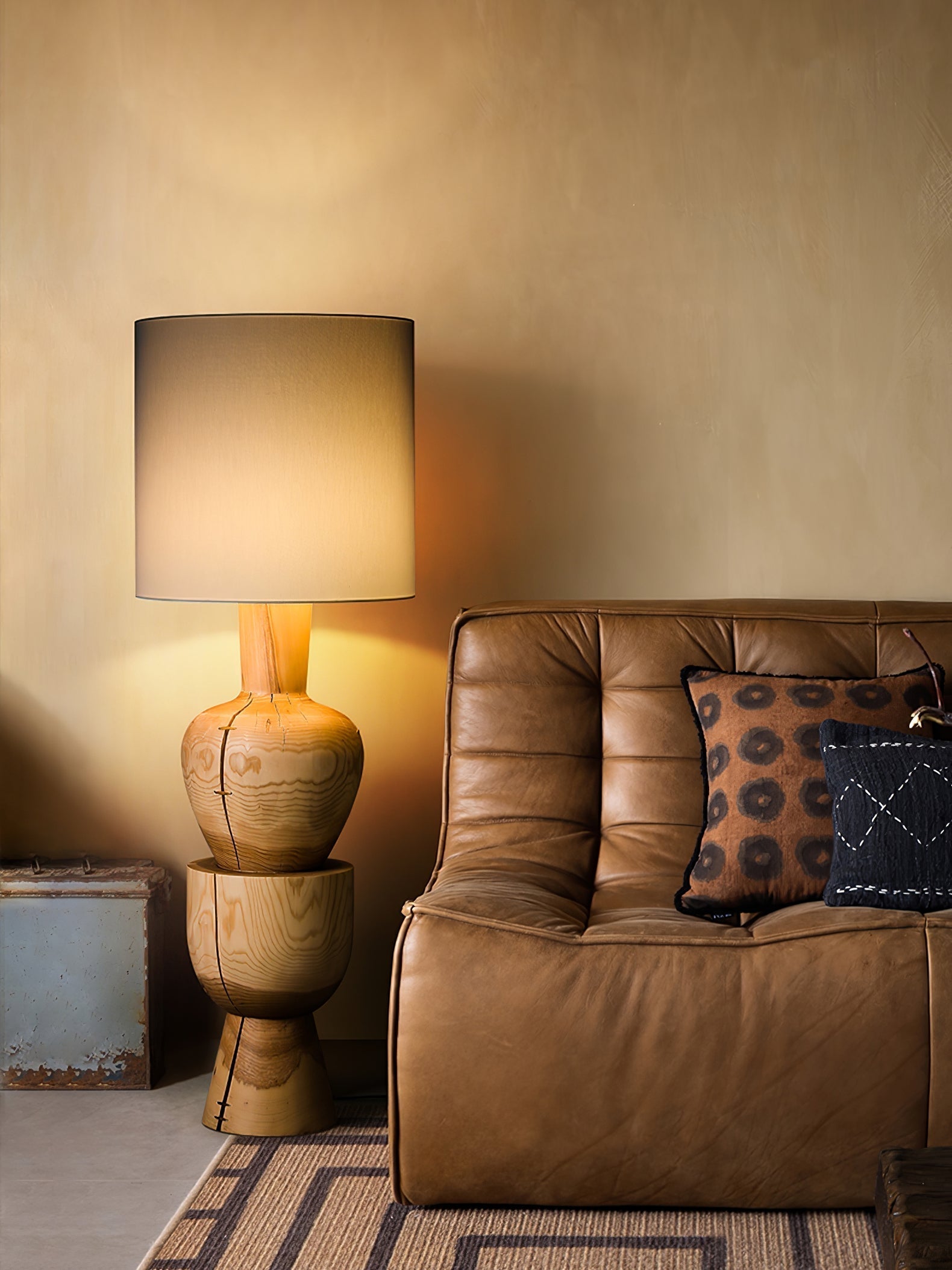 Flynis Wooden Table Lamp