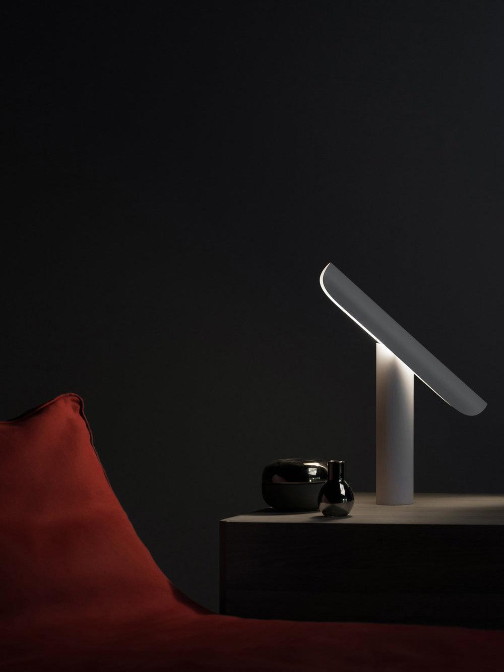 Zenice Minimalist Table Lamp