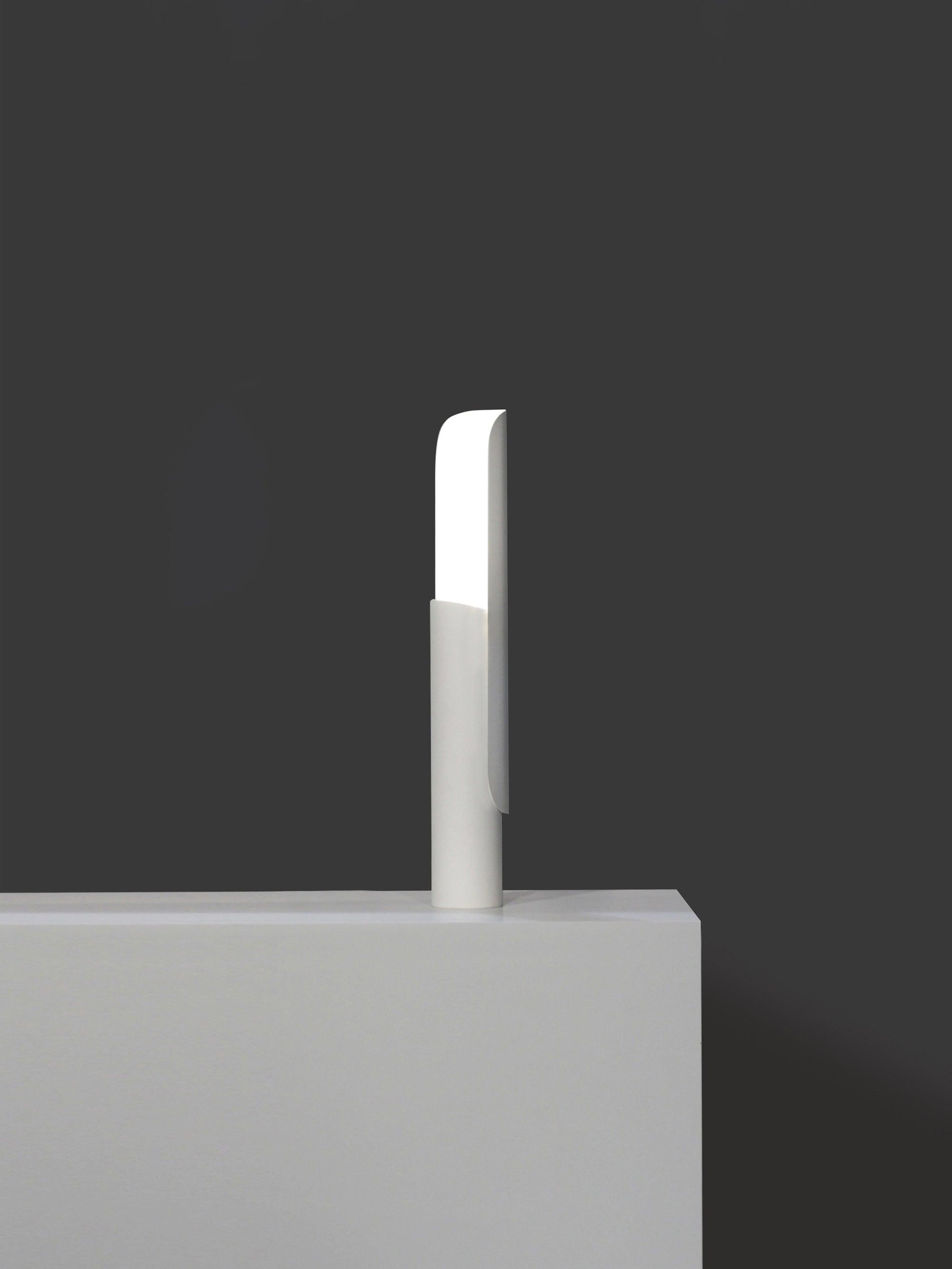 Zenice Minimalist Table Lamp