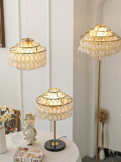 Jacob Luxury  Teardrops  Shell Table Lamp
