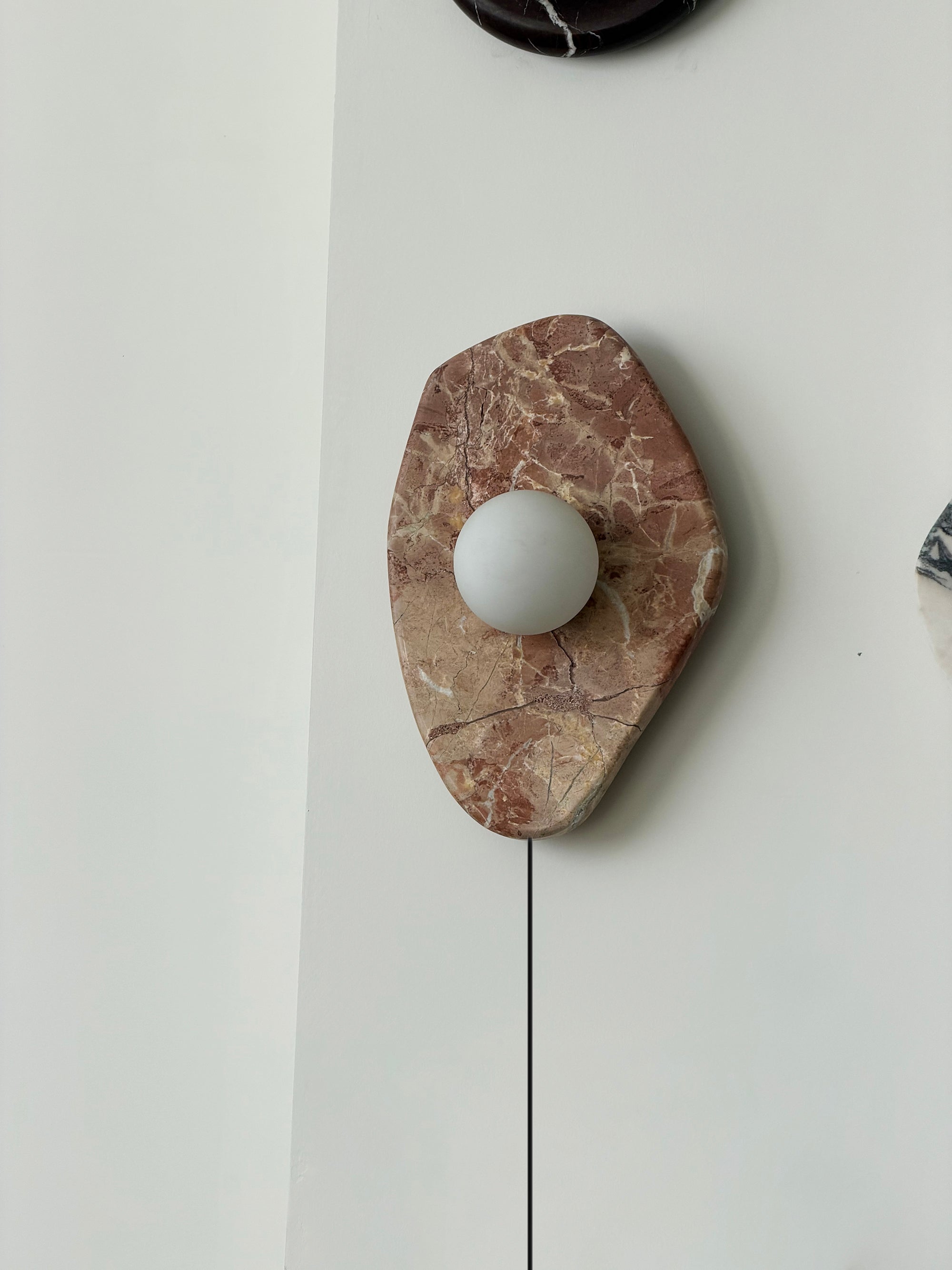 Elaeise Wall Lamp