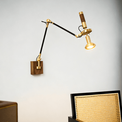 Liravo Wood Wall Lamp
