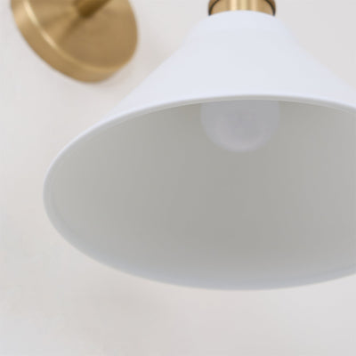 Zaya Minimalist Metal Wall Lamp
