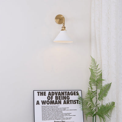 Zaya Minimalist Metal Wall Lamp