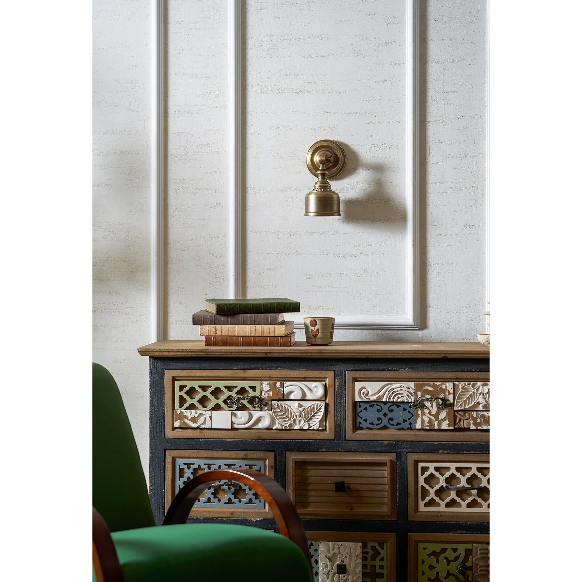 Graham Wall Lamp