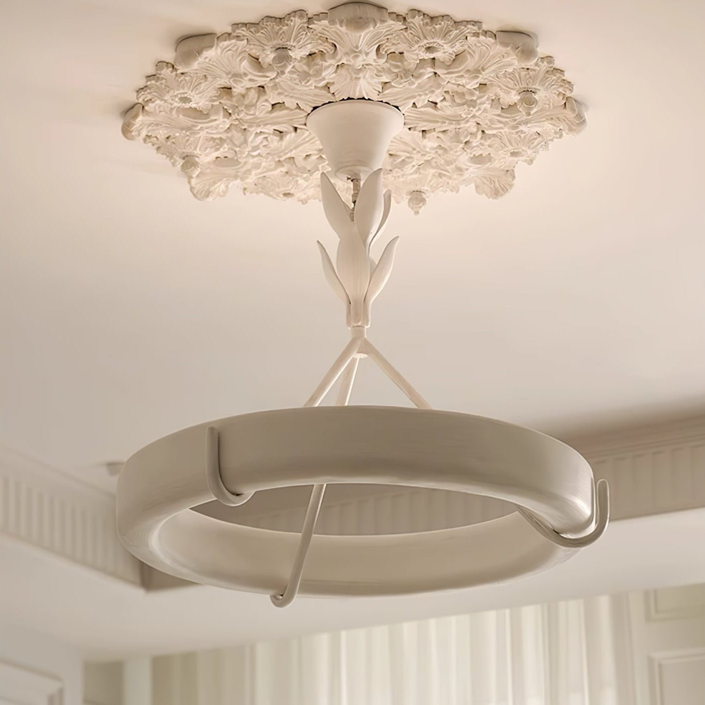 Sorarena Plaster Chandelier