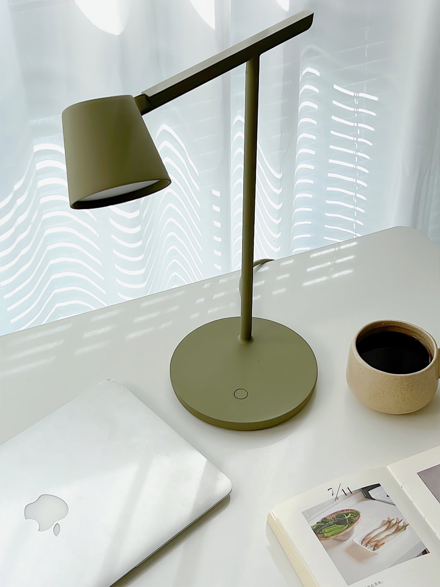 Caelthorne Core Table Lamp