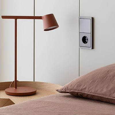 Caelthorne Core Table Lamp