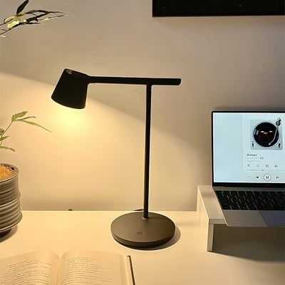 Caelthorne Core Table Lamp