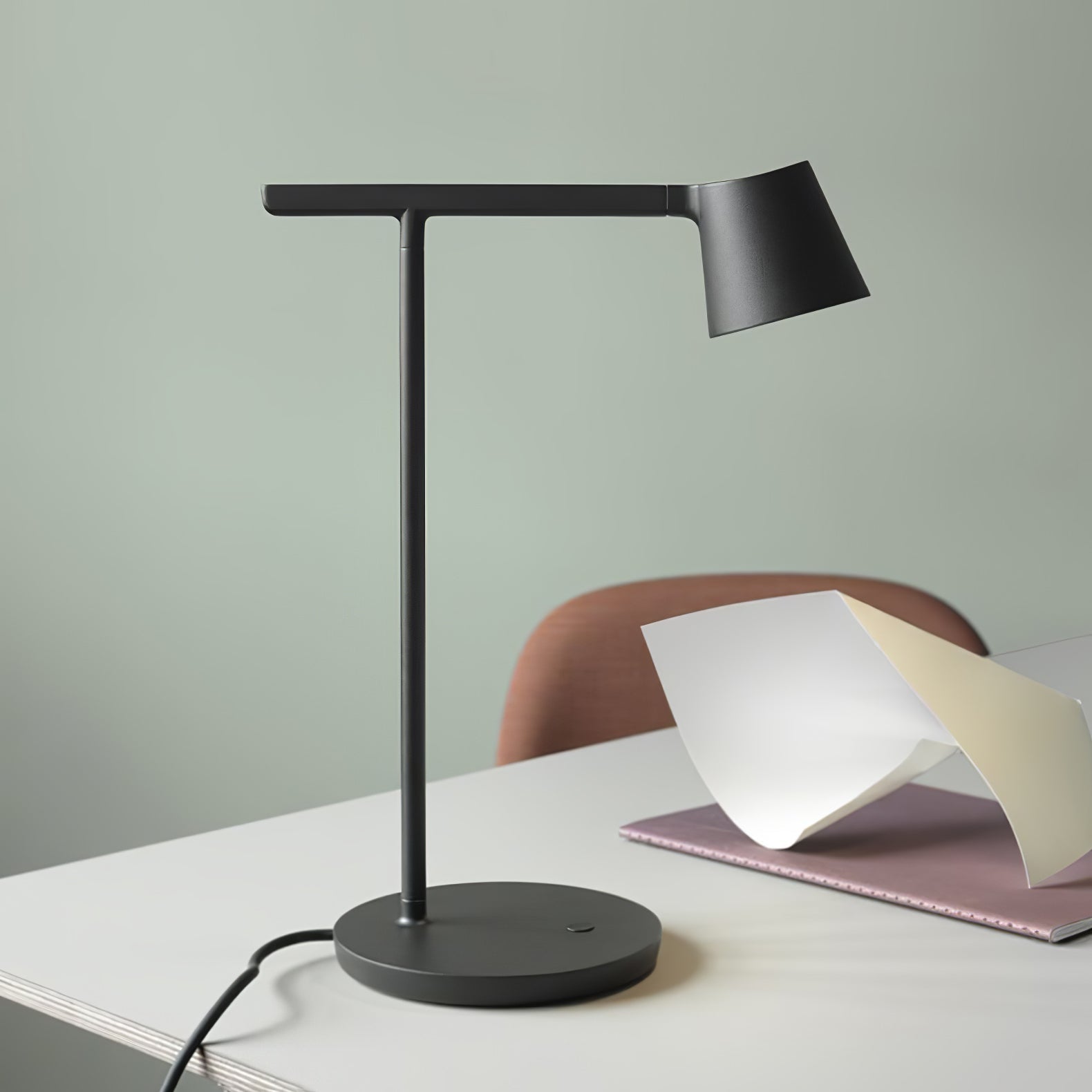 Caelthorne Core Table Lamp