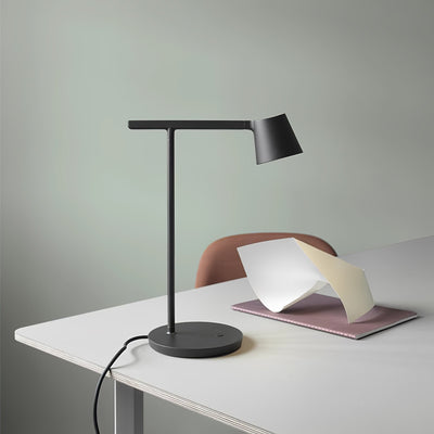 Caelthorne Core Table Lamp