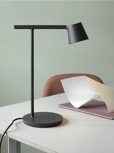 Caelthorne Core Table Lamp