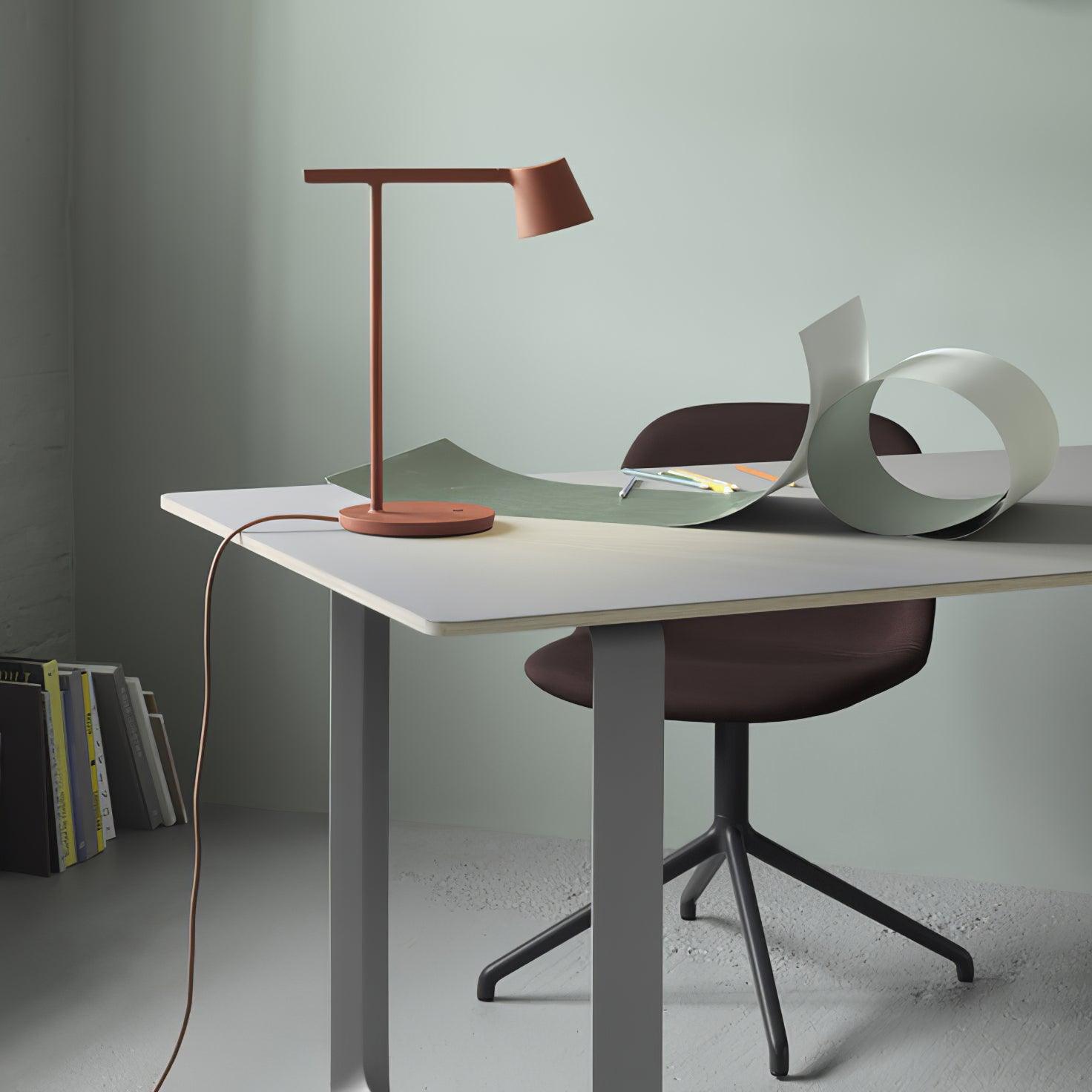 Caelthorne Core Table Lamp