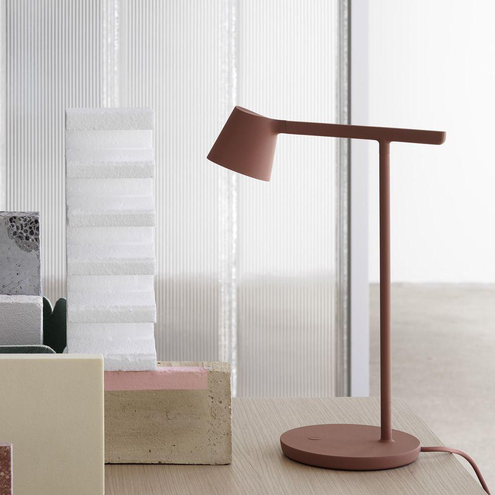 Caelthorne Core Table Lamp