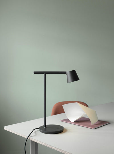 Caelthorne Core Table Lamp
