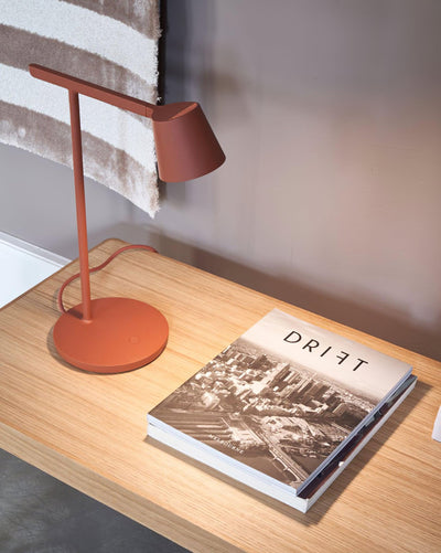 Caelthorne Core Table Lamp