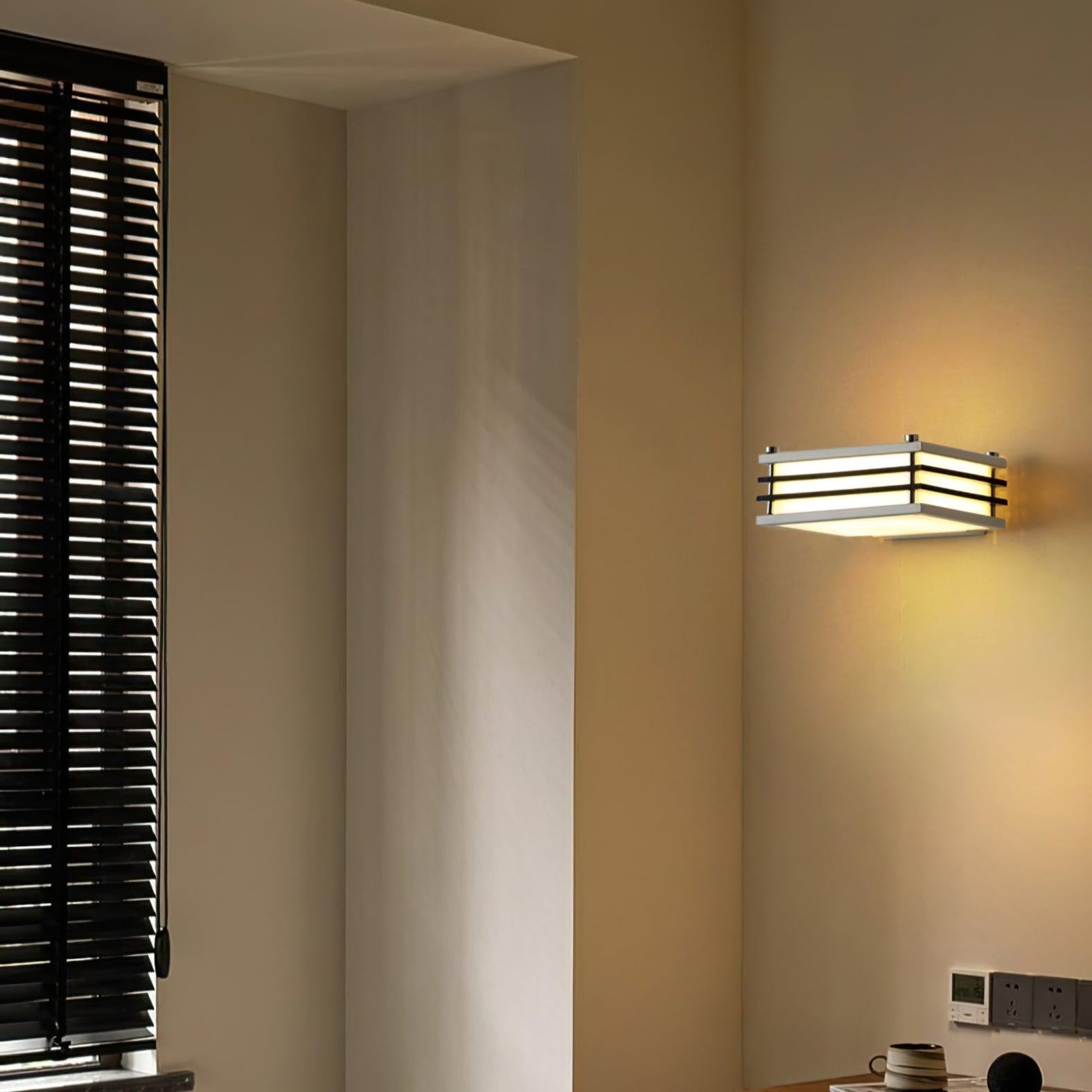 Renaraya Minimalist Wall Light