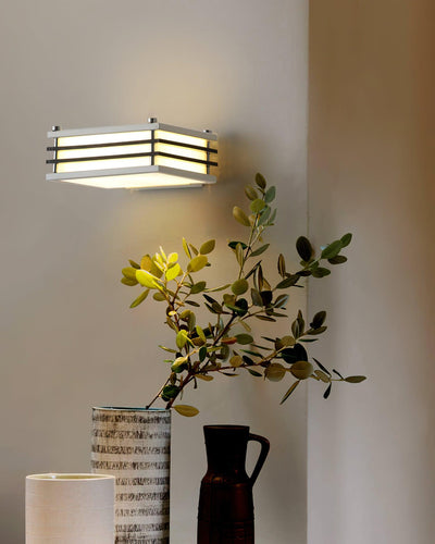 Renaraya Minimalist Wall Light