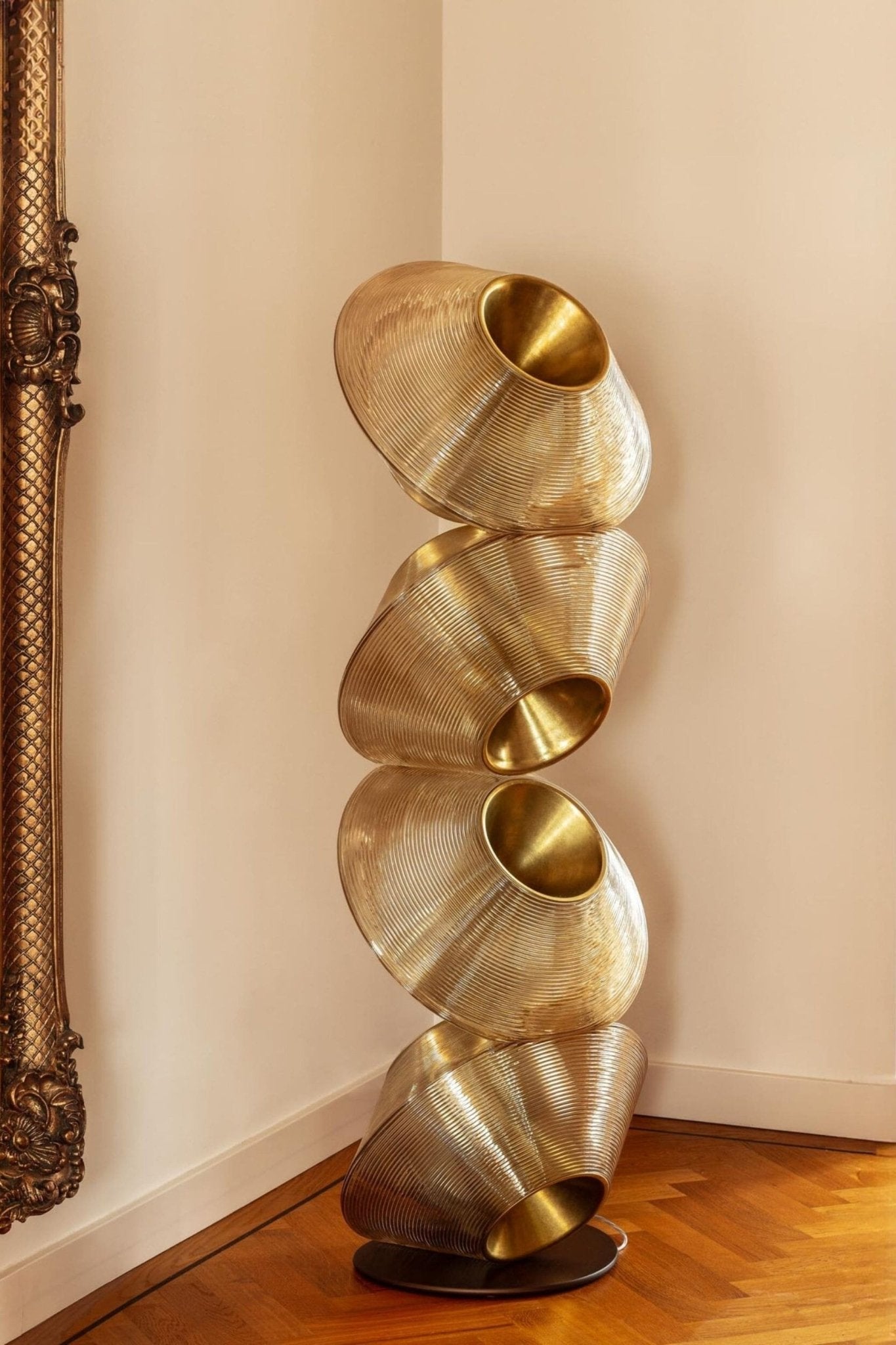 Caluena Lumen Tower Floor Light