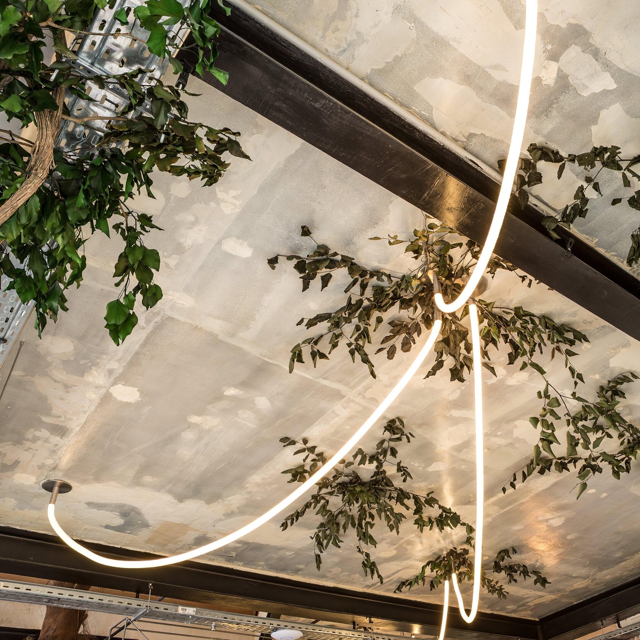 Fenris Pendant Lamp Flexible Curve Silicone Brass