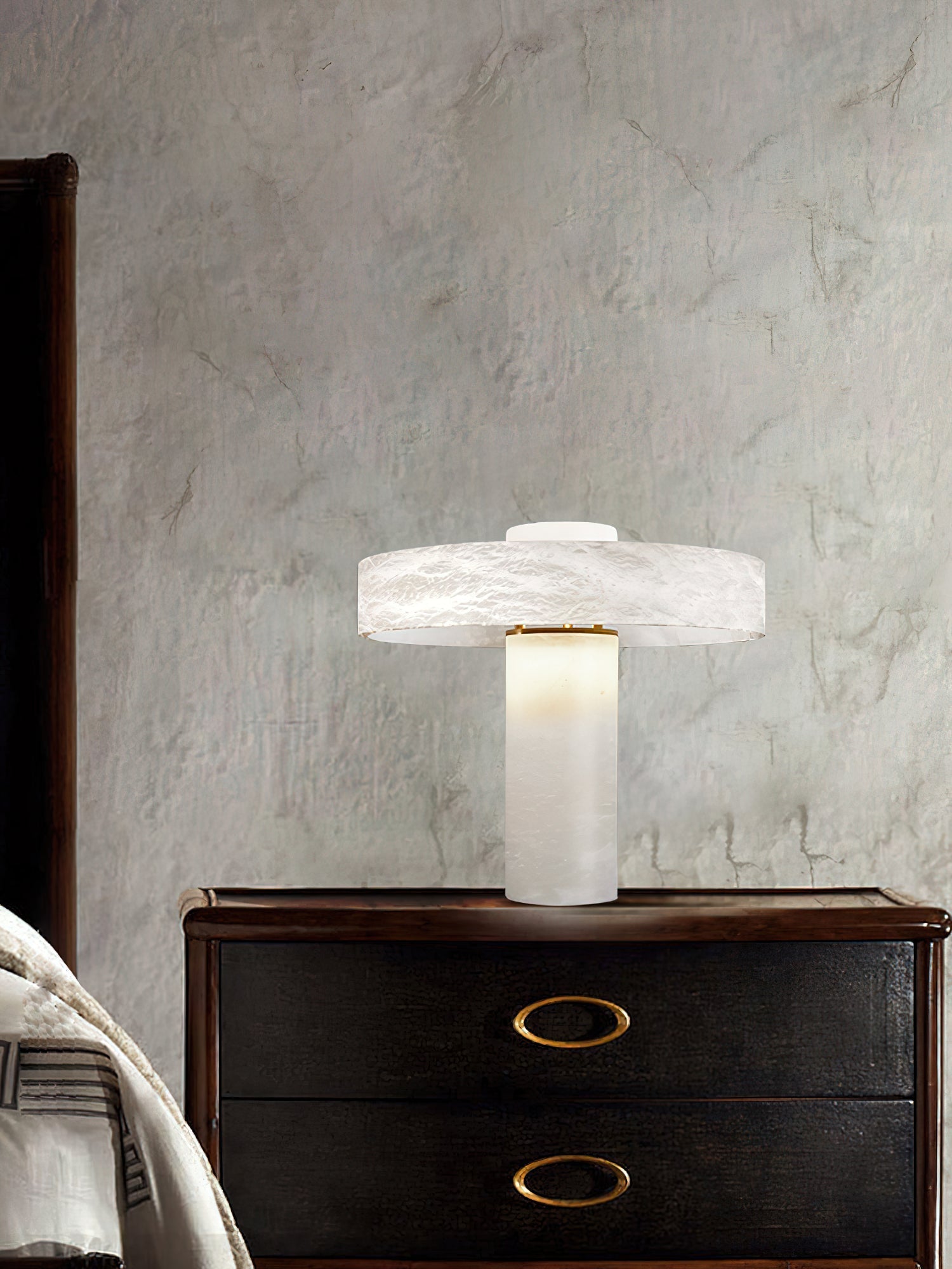 Soreraya Table Lamp