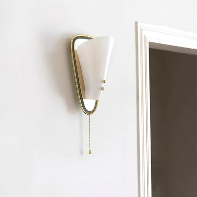 Auremont Triangular Wall Lamp